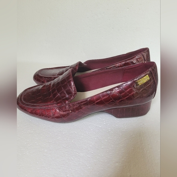 COPY - Anne Klein iflex Vittorio Loafers in Burgundy size 10 Used in excellent … - Picture 1 of 8